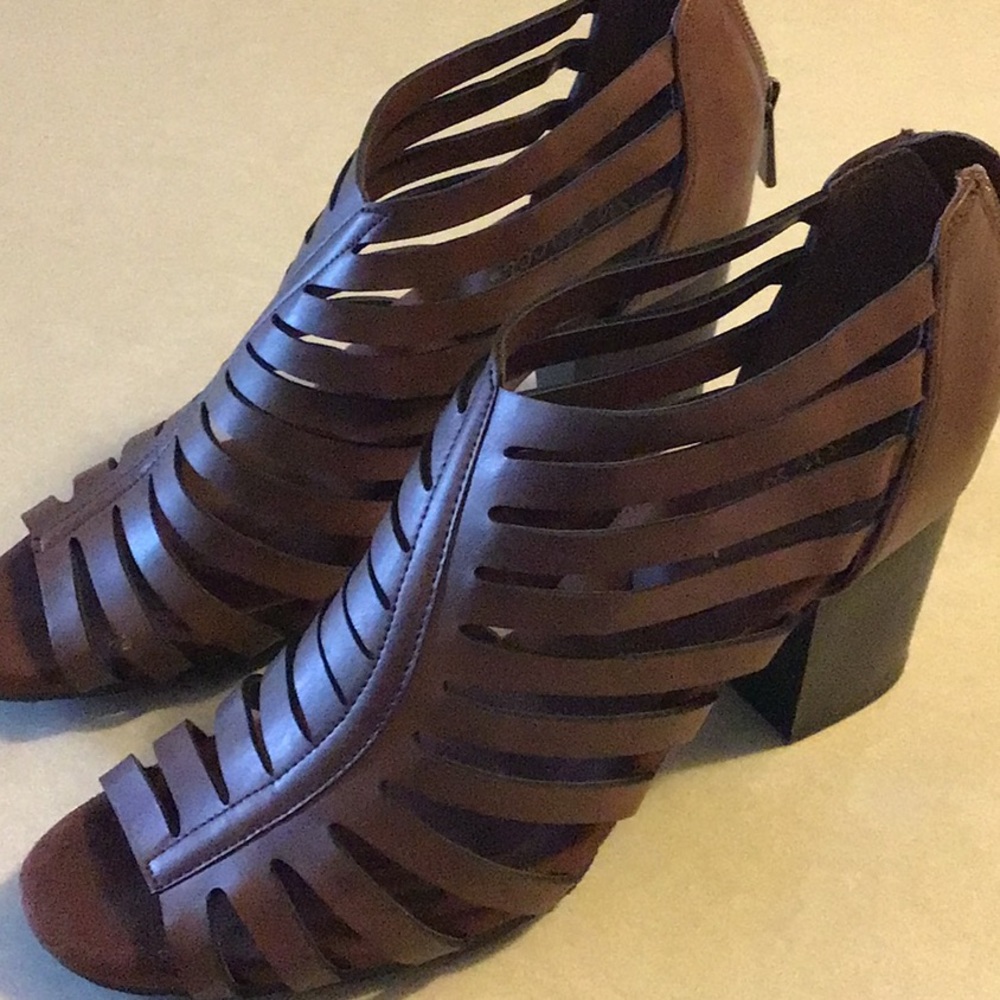 Easy Street Shoes 9M